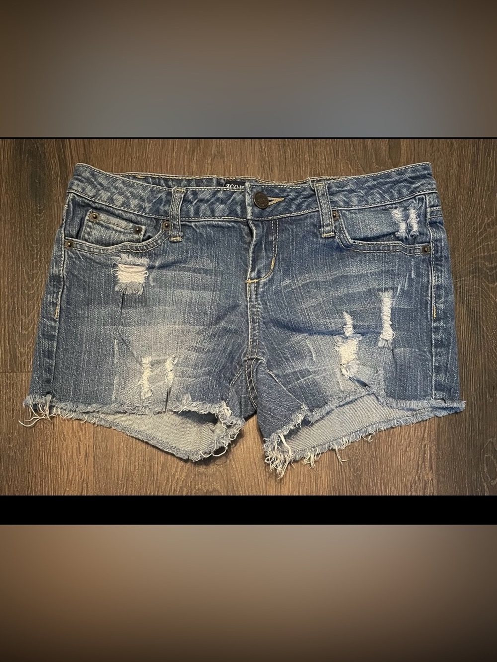 Zco jeans premium blue denim shorts with distressed details frayed hem size S